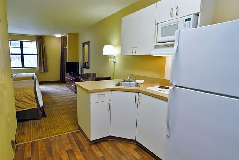 Extended Stay America Suites - Raleigh - Cary - Regency Parkway North Main image 1